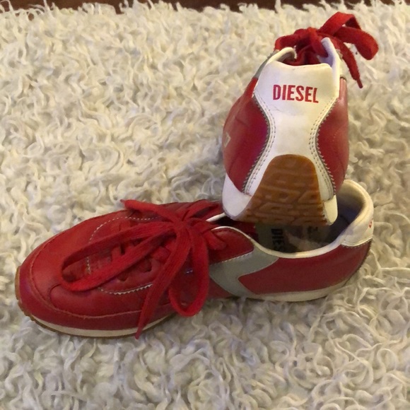 Diesel Libra runners in red - Picture 2 of 6